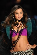 Miranda_Kerr-Kosty555--001707f6e1995340ad3d