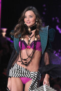 Miranda_Kerr-Kosty555--00349443edf799ecf244