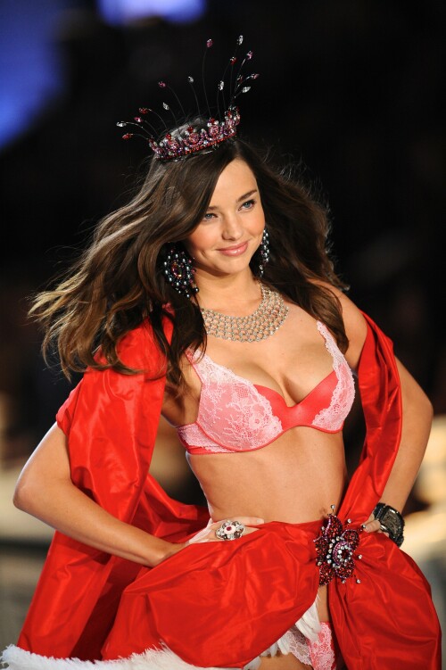 Miranda_Kerr-Kosty555--00559141d35d2ced9c5e.jpeg