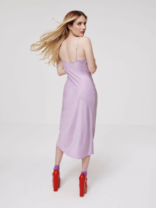 #EmmaRoberts - Daahls by Emma Roberts for About You - March 2023

Rodeo with a vintage twist

Actress and producer Emma Roberts launches her first exclusive collection with ABOUT YOU. The collection mirrors a ready-to-wear western flair with academia aesthetics touches and epitomizes Emma’s taste: Cool, preppy, and playful with a vintage touch. It features a range of matching sets in retro prints and patterns, trendy jumpsuits, double-the-denim-double-the-fun pieces, micro shorts, and playful tops – a stylish balance of rodeo elements and a funky 50s charm. The collection has an array of colors from your everyday neutrals to accents of pink, red, and denim blues. It includes a range of materials such as cotton, lyocell, and linen. The dreamy details include vintage washes, contemporary cuts, statement collars, bows, ruffles, and some book club prints.