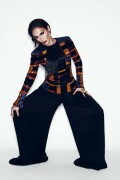 Jennifer-Lopez--Olivier-Rousteing-Paper-Photoshoot-by-Nicolas-Moore-2015_4cb6b1574bad5eb47