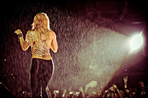 #Shakira performs live in Sao Paulo - March 20, 2011

Shakira Concert at Pop Music Festival São Paulo 2011