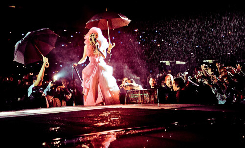 #Shakira performs live in Sao Paulo - March 20, 2011

Shakira Concert at Pop Music Festival São Paulo 2011