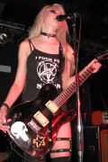 Taylor_Momsen_2011_Kosty555.info_01583977f726b543d81