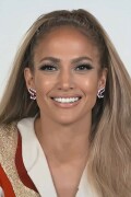 Jennifer_Lopez_2018_InStyle_042e8ccf7ecf8b0e35