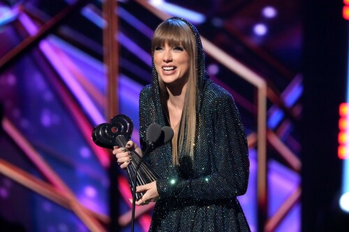 Taylor Swift - 2023 iHeartRadio Music Awards at Dolby Theatre in Hollywood - March 27, 2023

Taylor Swift sports sparkling jumpsuit at iHeartRadio Music Awards 2023

She’s in her innovator era.

Taylor Swift took a break from her Eras Tour to attend Monday night’s iHeartRadio Music Awards 2023, where she’s set to be honored with the Innovator Award during the ceremony.

And while she skipped the red carpet, the pop superstar popped up inside the ceremony, clad in a crystal-covered hooded jacket, pants and boots from Alexandre Vauthier Couture that lent the look of a jumpsuit (and could’ve been plucked straight from her “Reputation” era).

Swift wore her hair sleek and straight, completing her futuristic fashion moment with a silvery smoky eye, glossy nude lip and iridescent manicure, along with jewelry from KatKim and Anita Ko.

Per iHeartRadio’s press release, the Innovator Award is bestowed on an artist who has “impacted global pop culture throughout their career.”

Past recipients include Justin Timberlake, Pharrell Williams, U2, Bruno Mars, Chance the Rapper and Alicia Keys.

Phoebe Bridgers, Swift’s “Nothing New” collaborator and one of the opening acts on her Eras Tour, introduced her during the telecast.

Artists including Ed Sheeran, Selena Gomez, Justin Timberlake and Dolly Parton also spoke about her work and impact on the music industry in a video tribute that played before she took the stage to accept the honor.

Swift is among the night’s most nominated artists.

She’s up for a total of seven awards: Song of the Year, Best Lyrics and Best Music Video (all for “Anti-Hero”), TikTok Bop of the Year (“Bejeweled”), Favorite Use of a Sample (“Question…?”), Best Fan Army and Artist of the Year.

“I think the coolest ideas, motivations or choices are the ones that set a new precedent,” Swift said during her acceptance speech.

While she’s not scheduled to perform during the Lenny Kravitz-hosted ceremony, viewers can look forward to seeing Pink (who’s receiving the Icon Award), Kelly Clarkson, Keith Urban, Latto, Coldplay and Pat Benatar take the stage, among others.