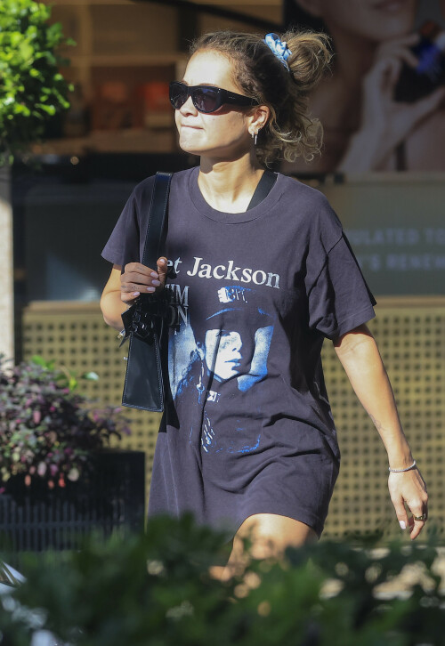 Rita Ora Candids - Out Shopping In Double Bay, Sydney, Australia - March 31, 2023

Her Celebrity Style: Vintage 1989 Janet Jackson Rhythm Nation 1814 Concert Tour T Shirt + Selvatore Ferragamo Geometric Shoulder Bag