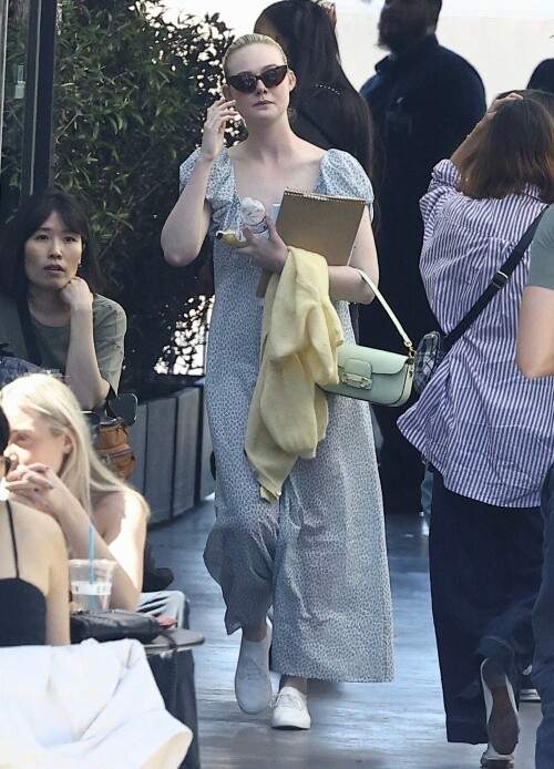 Elle Fanning In Silver Lake - April 6, 2023

Her Celebrity Style: Doen Sofia Dress + Gucci Horsebit 1955 Small Shoulder Bag