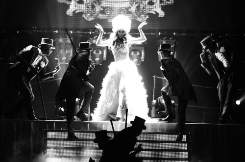 American pop star and actress Jennifer Lopez performs live on stage at the 02 Arena, as part of her Dance Again world tour on October 22, 2012 in London, UK

#JLo #DanceAgainTour