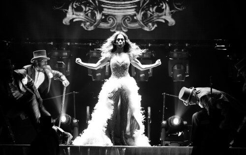 American pop star and actress Jennifer Lopez performs live on stage at the 02 Arena, as part of her Dance Again world tour on October 22, 2012 in London, UK

#JLo #DanceAgainTour