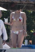 Lady_Gaga_Bikini_Mexico_June62013_202a0a64e4f742eaa3