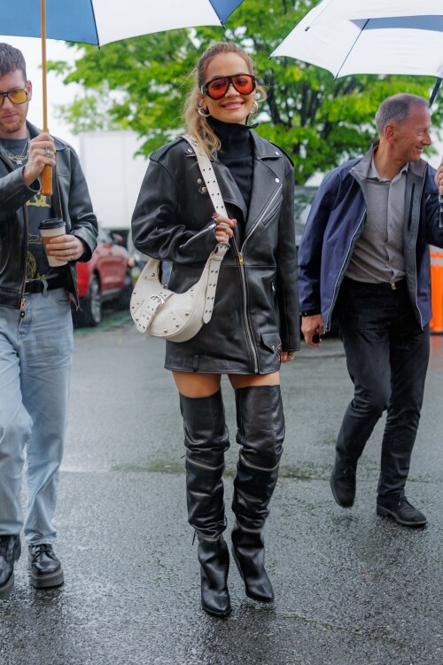 Rita Ora - Rocks a leather outfit arriving to Total Wine & More to promote her Prospero tequila partnership in Long Island - April 29, 2023

Her style: Oura Ring Gen3

#RitaOra is seen in SoHo on April 29, 2023 in New York City.