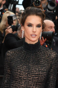 Alessandra-Ambrosio-Killers-Of-The-Flower-Moon-Cannes---20.05.2023_-450000d5f26c0acef3