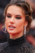 Alessandra-Ambrosio-Killers-Of-The-Flower-Moon-Cannes---20.05.2023_-6435eb0e6cd5535632