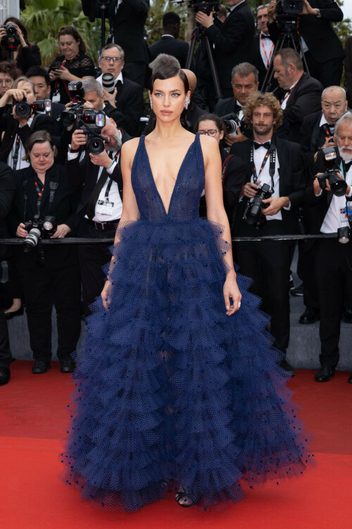 Irina-Shayk-Cannes-2023-3797478cc00b385890.jpeg