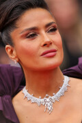 SalmaHayek_Cannes_2023_10089a907865c7a3765