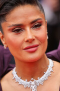 SalmaHayek_Cannes_2023_1025a5c4cedace04df3