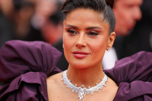 SalmaHayek_Cannes_2023_1040b941249d6adbbe7.jpeg