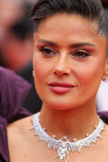 SalmaHayek_Cannes_2023_1040b941249d6adbbe7