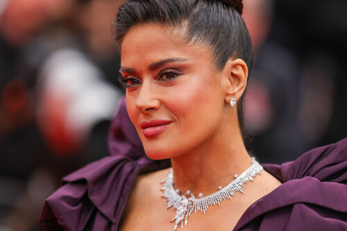 SalmaHayek_Cannes_2023_1066a41a53bb922c880.jpeg