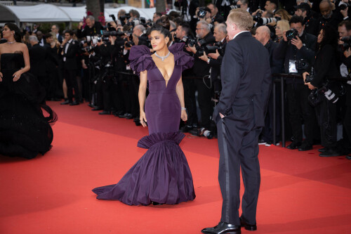 SalmaHayek_Cannes_2023_108ea0a28f5811ed401.jpeg