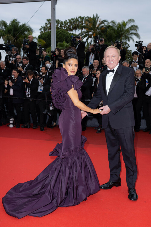 SalmaHayek_Cannes_2023_45eb81f4191a8d3191.jpeg