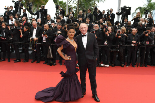 SalmaHayek_Cannes_2023_813d01191a676e546c.jpeg