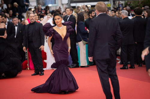 SalmaHayek_Cannes_2023_936b1bcb955809e173