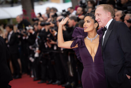 SalmaHayek_Cannes_2023_96479a48dcafbdb01d.jpeg