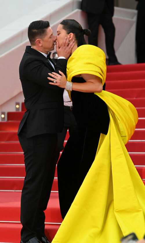 Adriana-Lima-Cannes-Film-Festival---May-18-2023-111498ff58a97dc910