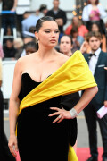 Adriana-Lima-Cannes-Film-Festival---May-18-2023-43e9a35e47670bb0e0