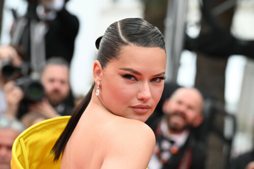 Adriana-Lima-Cannes-Film-Festival---May-18-2023-44fdfedeb03c656211