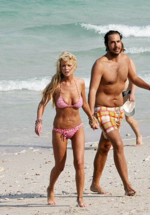 Tara-Reid-Kosty555.info-0002f09f617e4682fc38