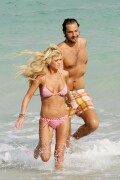 Tara-Reid-Kosty555.info-0015b6e71bcd7cbc243e