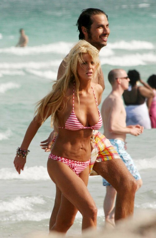 Tara-Reid-Kosty555.info-00392179be277116c018