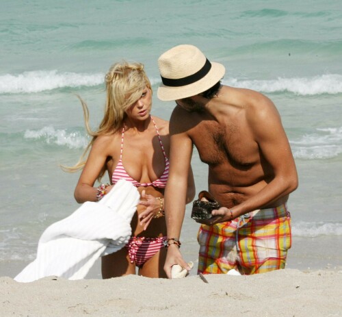 Tara-Reid-Kosty555.info-00584e6ccf40fdd03b04.jpeg