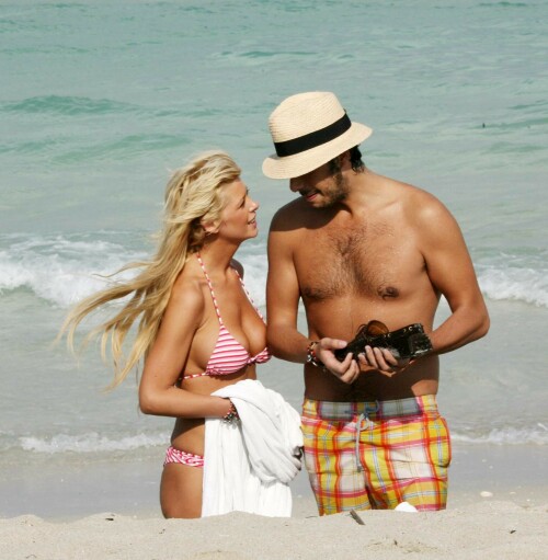 Tara-Reid-Kosty555.info-006089b2eab9ae82bd5d