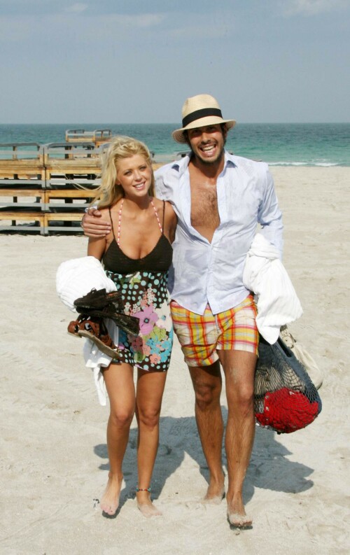 Tara-Reid-Kosty555.info-0070401cfb3f3321fbfe.jpeg