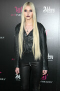 Taylor-Momsen-Kosty555.info--0004b306a01e7471f4c5