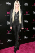 Taylor-Momsen-Kosty555.info--0030e4f1e4bd7e5e2242