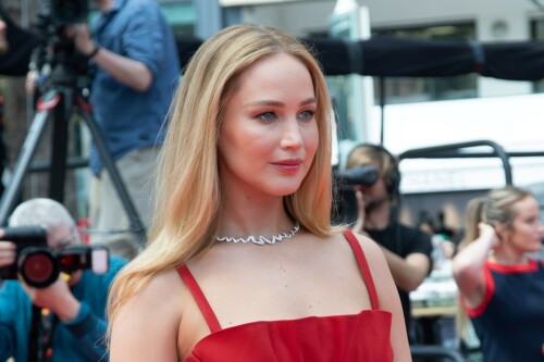 Jennifer_Lawrence_Cannes2023_179cdce4d3e047286d8