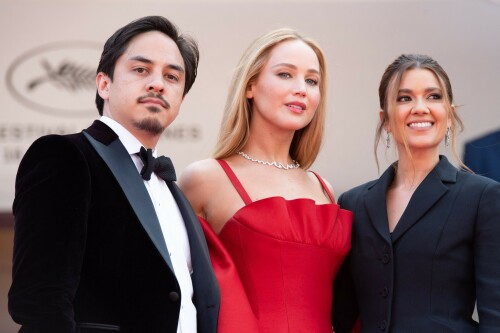 Jennifer_Lawrence_Cannes2023_218b2ce39de6f649314.jpeg