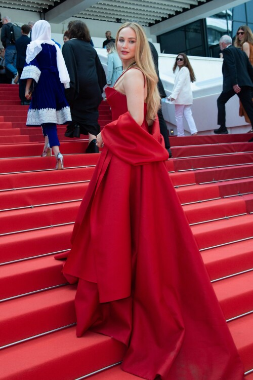 Jennifer_Lawrence_Cannes2023_225b8dde685b6a30405.jpeg