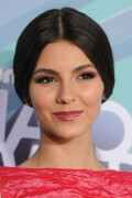 Victoria_Justice_2011-Kosty555--00018d51542dfe9b72d4