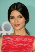 Victoria_Justice_2011-Kosty555--00572821c2894a9a2c9c