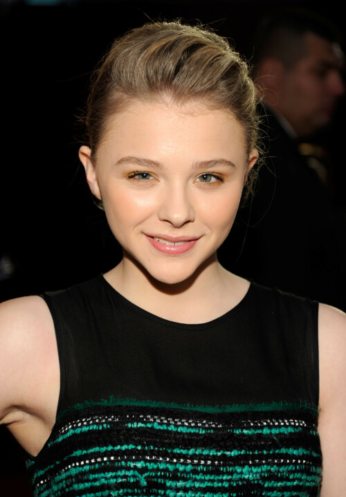 Chloe-Moretz-Kosty555.info--0140ec27612b984a5bf.jpeg