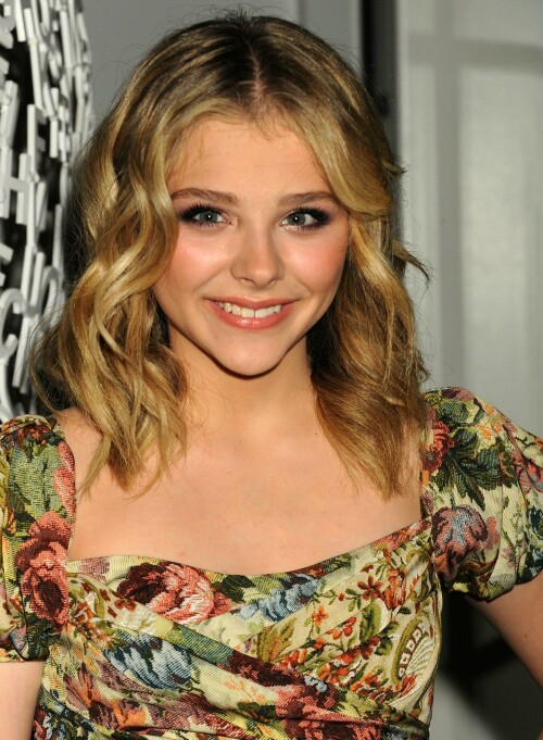 Chloe-Moretz-Kosty555.info--02410f094a2f5ef694c.jpeg