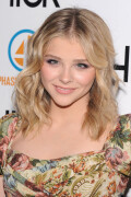 Chloe-Moretz-Kosty555.info--042e14cefcb69a5e9db