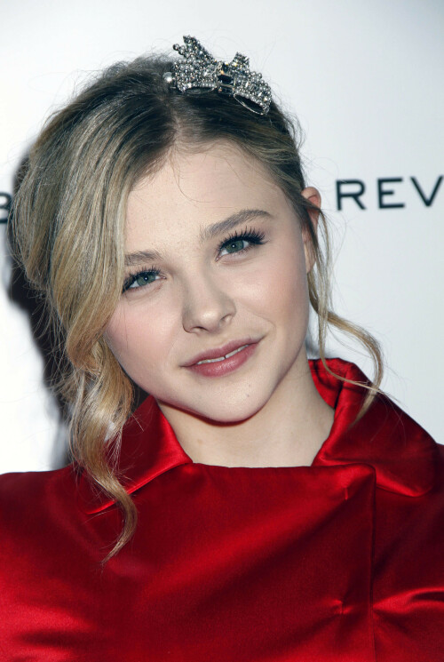 Chloe-Moretz-Kosty555.info--045ed9b57942fc65e2c.jpeg