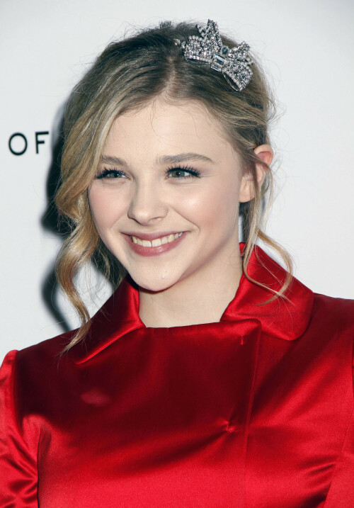 Chloe-Moretz-Kosty555.info--04605eae5f0fd3a4b3e.jpeg